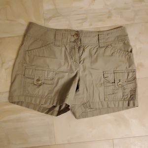 Ann Taylor Kahki Shorts